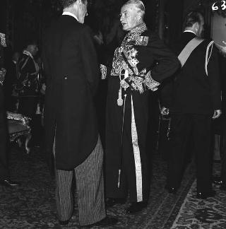 Visita di stato dei reali Paolo I di Grecia con la moglie Federica di Brunswick ricevuti da Presidente della Repubblica Giovanni Gronchi