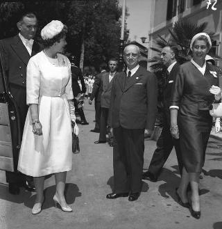 Visita di stato dei reali Paolo I di Grecia con la moglie Federica di Brunswick ricevuti da Presidente della Repubblica Giovanni Gronchi