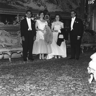 Visita di stato dei reali Paolo I di Grecia con la moglie Federica di Brunswick ricevuti da Presidente della Repubblica Giovanni Gronchi