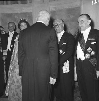 Visita di stato dei reali Paolo I di Grecia con la moglie Federica di Brunswick ricevuti da Presidente della Repubblica Giovanni Gronchi