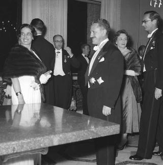 Visita di stato dei reali Paolo I di Grecia con la moglie Federica di Brunswick ricevuti da Presidente della Repubblica Giovanni Gronchi