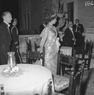 Visita di stato dei reali Paolo I di Grecia con la moglie Federica di Brunswick ricevuti da Presidente della Repubblica Giovanni Gronchi
