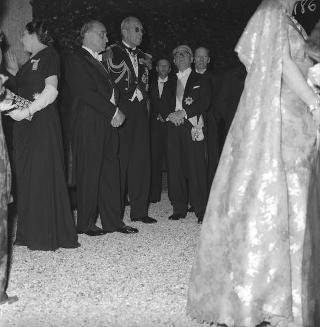 Visita di stato dei reali Paolo I di Grecia con la moglie Federica di Brunswick ricevuti da Presidente della Repubblica Giovanni Gronchi
