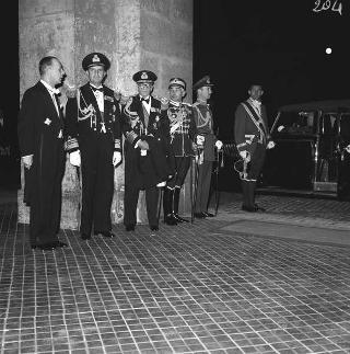 Visita di stato dei reali Paolo I di Grecia con la moglie Federica di Brunswick ricevuti da Presidente della Repubblica Giovanni Gronchi