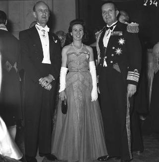 Visita di stato dei reali Paolo I di Grecia con la moglie Federica di Brunswick ricevuti da Presidente della Repubblica Giovanni Gronchi
