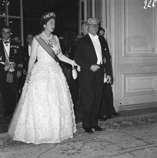Visita di stato dei reali Paolo I di Grecia con la moglie Federica di Brunswick ricevuti da Presidente della Repubblica Giovanni Gronchi