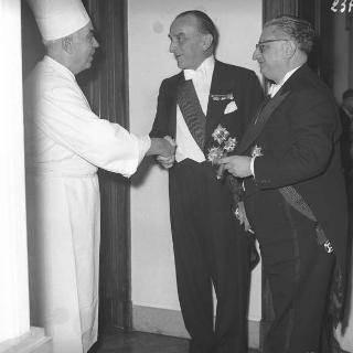 Visita di stato dei reali Paolo I di Grecia con la moglie Federica di Brunswick ricevuti da Presidente della Repubblica Giovanni Gronchi