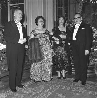 Visita di stato dei reali Paolo I di Grecia con la moglie Federica di Brunswick ricevuti da Presidente della Repubblica Giovanni Gronchi