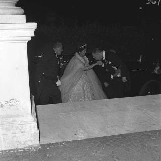 Visita di stato dei reali Paolo I di Grecia con la moglie Federica di Brunswick ricevuti da Presidente della Repubblica Giovanni Gronchi