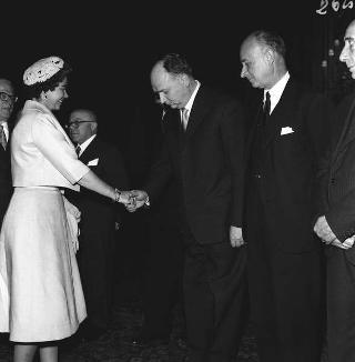 Visita di stato dei reali Paolo I di Grecia con la moglie Federica di Brunswick ricevuti da Presidente della Repubblica Giovanni Gronchi