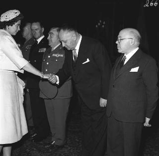 Visita di stato dei reali Paolo I di Grecia con la moglie Federica di Brunswick ricevuti da Presidente della Repubblica Giovanni Gronchi