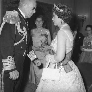 Visita di stato dei reali Paolo I di Grecia con la moglie Federica di Brunswick ricevuti da Presidente della Repubblica Giovanni Gronchi