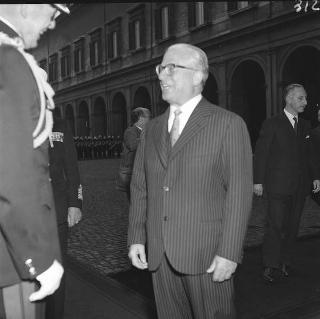 Visita di stato dei reali Paolo I di Grecia con la moglie Federica di Brunswick ricevuti da Presidente della Repubblica Giovanni Gronchi