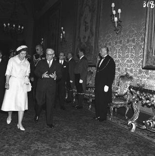 Visita di stato dei reali Paolo I di Grecia con la moglie Federica di Brunswick ricevuti da Presidente della Repubblica Giovanni Gronchi