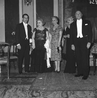 Visita di stato dei reali Paolo I di Grecia con la moglie Federica di Brunswick ricevuti da Presidente della Repubblica Giovanni Gronchi