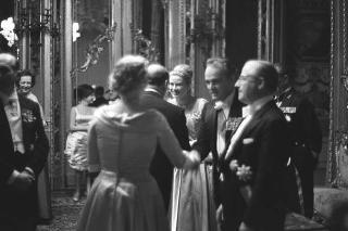 Ricevimento offerto dal Presidente della Repubblica Giovanni Gronchi in occasione della visita di Stato di Sua Altezza Serenissima il Principe di Monaco Ranieri III e della Principessa Grace