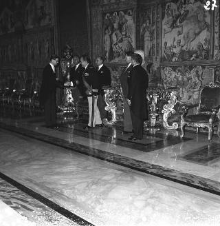 Ricevimento offerto dal Presidente della Repubblica Giovanni Gronchi in occasione della visita di Stato di Sua Altezza Serenissima il Principe di Monaco Ranieri III e della Principessa Grace
