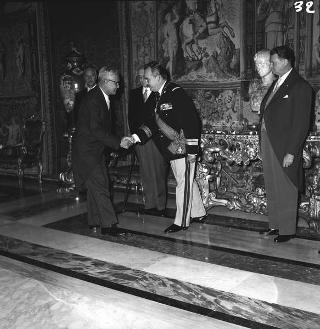 Ricevimento offerto dal Presidente della Repubblica Giovanni Gronchi in occasione della visita di Stato di Sua Altezza Serenissima il Principe di Monaco Ranieri III e della Principessa Grace