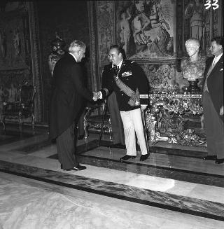 Ricevimento offerto dal Presidente della Repubblica Giovanni Gronchi in occasione della visita di Stato di Sua Altezza Serenissima il Principe di Monaco Ranieri III e della Principessa Grace