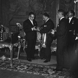 Ricevimento offerto dal Presidente della Repubblica Giovanni Gronchi in occasione della visita di Stato di Sua Altezza Serenissima il Principe di Monaco Ranieri III e della Principessa Grace