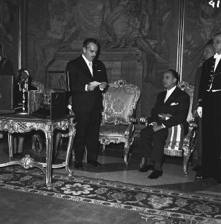 Ricevimento offerto dal Presidente della Repubblica Giovanni Gronchi in occasione della visita di Stato di Sua Altezza Serenissima il Principe di Monaco Ranieri III e della Principessa Grace