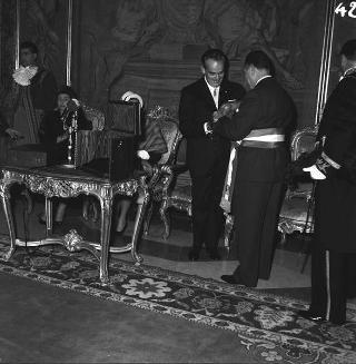 Ricevimento offerto dal Presidente della Repubblica Giovanni Gronchi in occasione della visita di Stato di Sua Altezza Serenissima il Principe di Monaco Ranieri III e della Principessa Grace