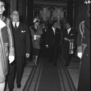 Ricevimento offerto dal Presidente della Repubblica Giovanni Gronchi in occasione della visita di Stato di Sua Altezza Serenissima il Principe di Monaco Ranieri III e della Principessa Grace