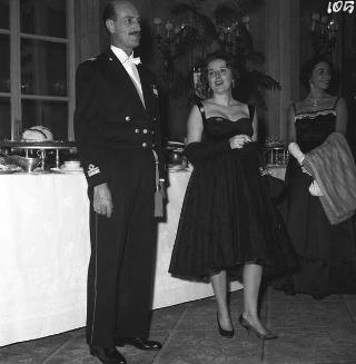 Ricevimento offerto dal Presidente della Repubblica Giovanni Gronchi in occasione della visita di Stato di Sua Altezza Serenissima il Principe di Monaco Ranieri III e della Principessa Grace