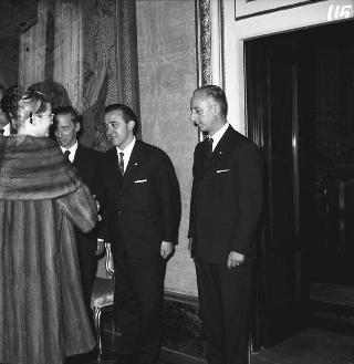 Ricevimento offerto dal Presidente della Repubblica Giovanni Gronchi in occasione della visita di Stato di Sua Altezza Serenissima il Principe di Monaco Ranieri III e della Principessa Grace