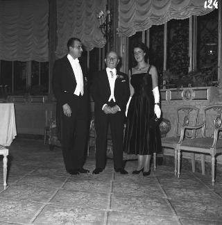 Ricevimento offerto dal Presidente della Repubblica Giovanni Gronchi in occasione della visita di Stato di Sua Altezza Serenissima il Principe di Monaco Ranieri III e della Principessa Grace