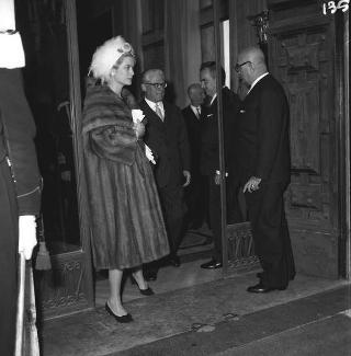 Ricevimento offerto dal Presidente della Repubblica Giovanni Gronchi in occasione della visita di Stato di Sua Altezza Serenissima il Principe di Monaco Ranieri III e della Principessa Grace
