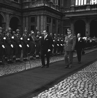 Ricevimento offerto dal Presidente della Repubblica Giovanni Gronchi in occasione della visita di Stato di Sua Altezza Serenissima il Principe di Monaco Ranieri III e della Principessa Grace