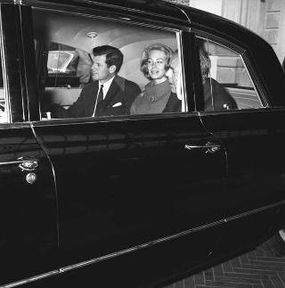 Edward Kennedy, fratello di John Fitzgerald Kennedy Presidente degli USA in visita di omaggio al  Presidente della Repubblica Giovanni Gronchi