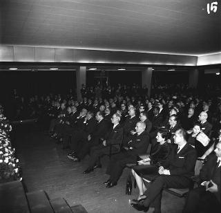 Il Presidente della Repubblica Giovanni Gronchi alla Casa dello studente per la chiusura dell' anno, CIVIS 1961