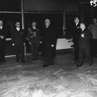 Il Presidente della Repubblica Giovanni Gronchi alla Casa dello studente per la chiusura dell' anno, CIVIS 1961