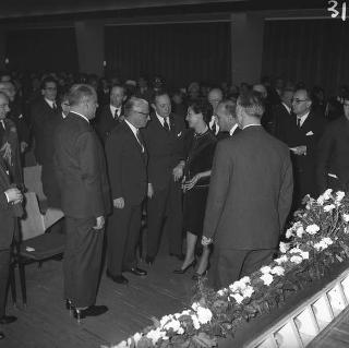 Il Presidente della Repubblica Giovanni Gronchi alla Casa dello studente per la chiusura dell' anno, CIVIS 1961
