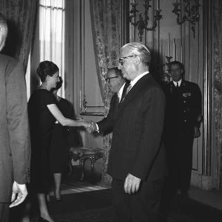 Il Presidente della Repubblica Giovanni Gronchi riceve in visita ufficiale Sua Eccellenza Francisco J. Orlich Bolmarcich, Presidente eletto delle Repubblica di Costa Rica
