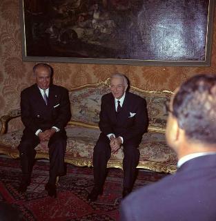 Il Presidente della Repubblica Antonio Segni riceve in udienza Habib Bourghiba, Presidente della Tunisia. Colazione in suo onore