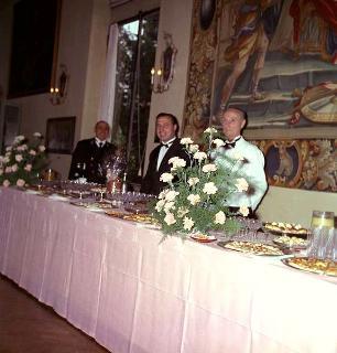 Intervento del Presidente della Repubblica Antonio Segni alla cerimonia per la consegna a S.M. il Re di Svezia del premio assegnato dalla Fondazione Balzan alla Fondazione Nobel, Roma, Campidoglio
