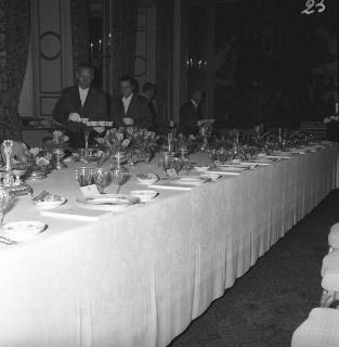 Udienza e colazione offerta dal Presidente della Repubblica Antonio Segni e dalla Signora Laura Segni in onore del Primo Ministro del Giappone e della Signora Ikeda