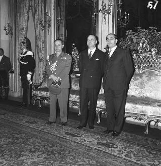 Auguri di Capodanno al Presidente della Repubblica Antonio Segni da parte delle alte cariche dello Stato