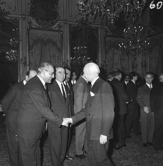Auguri di Capodanno al Presidente della Repubblica Antonio Segni da parte delle alte cariche dello Stato