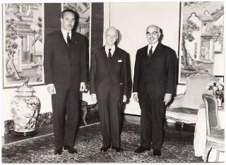 Salah Dessouki, Governatore del Cairo e Amed Neguib Hashim, ambasciatore della RAU a Roma, visita di omaggio al Presidente della Repubblica Antonio Segni