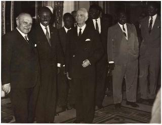 Udienza e successiva colazione offerta dal Presidente della Repubblica Antonio Segni in onore di Mwalimu Julius K. Nyerere, Presidente del Tanganica in visita ufficiale