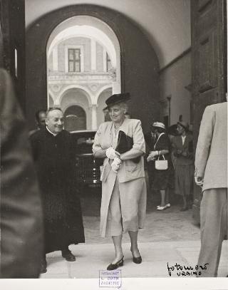Visita di Ida Einaudi Pellegrini a Urbino