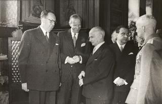 Visita del Presidente della Repubblica Luigi Einaudi a Firenze in occasione della cerimonia inaugurale della V Conferenza generale dell'UNESCO