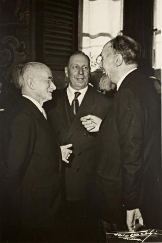 Visita del Presidente della Repubblica Luigi Einaudi a Firenze in occasione della cerimonia inaugurale della V Conferenza generale dell'UNESCO