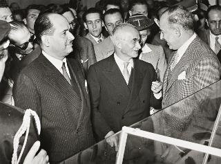 Visita del Presidente della Repubblica Luigi Einaudi alla XXVIII Fiera Campionaria Internazionale di Milano
