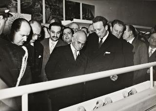 Visita del Presidente della Repubblica Luigi Einaudi alla XXVIII Fiera Campionaria Internazionale di Milano