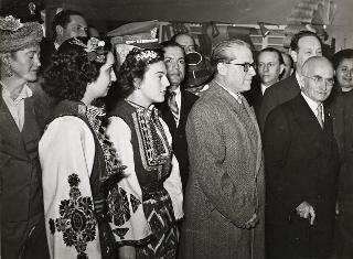 Visita del Presidente della Repubblica Luigi Einaudi alla XXVIII Fiera Campionaria Internazionale di Milano